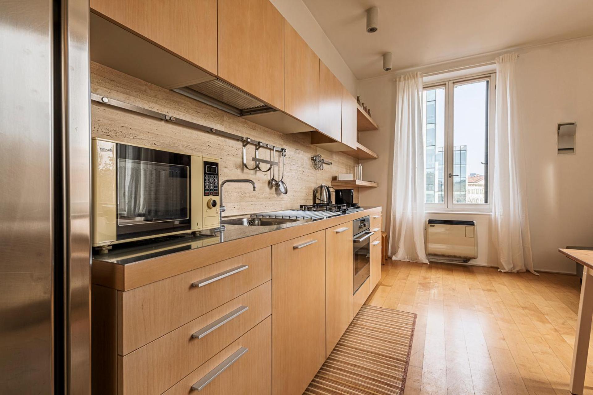 One Bedroom Apartment In Brera Милано Екстериор снимка
