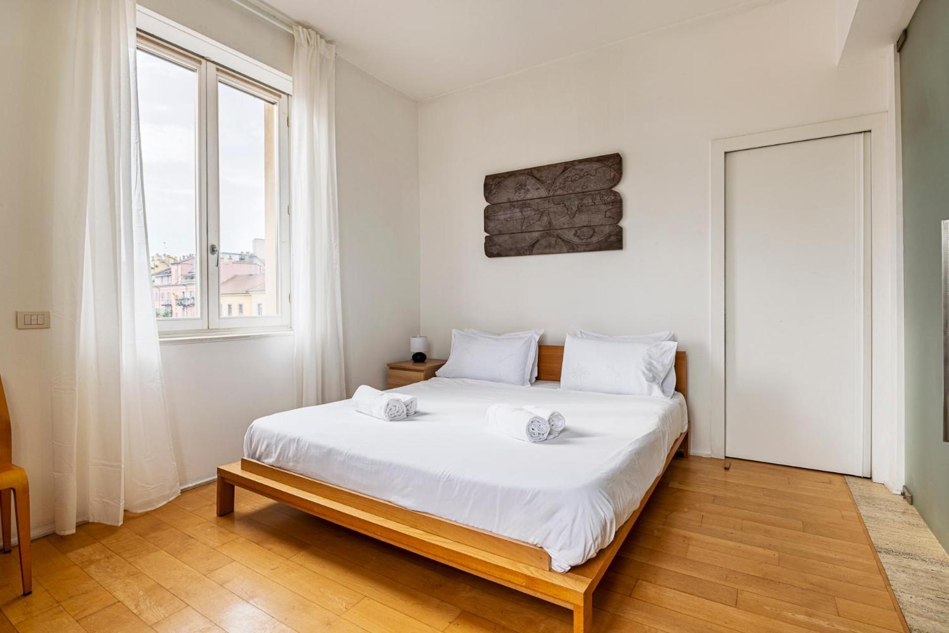 One Bedroom Apartment In Brera Милано Екстериор снимка